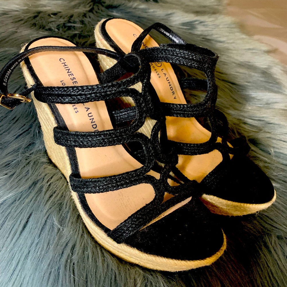 Never worn Chinese Laundry Wedges Size 8.5